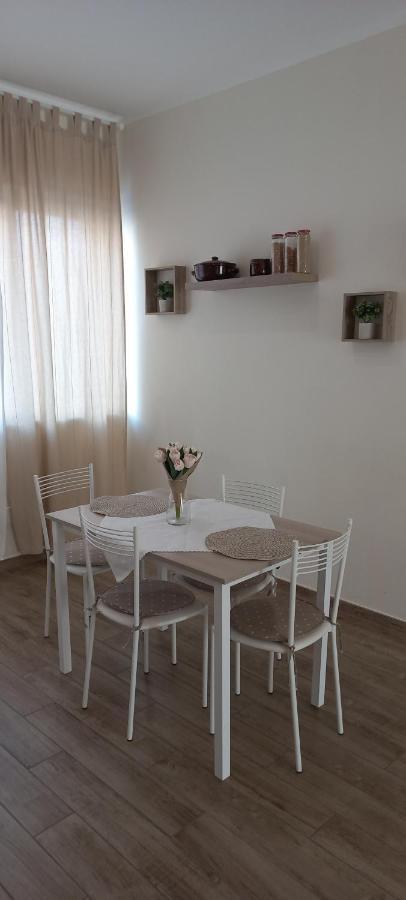 דירות פסקרה La Casa Di Carla מראה חיצוני תמונה