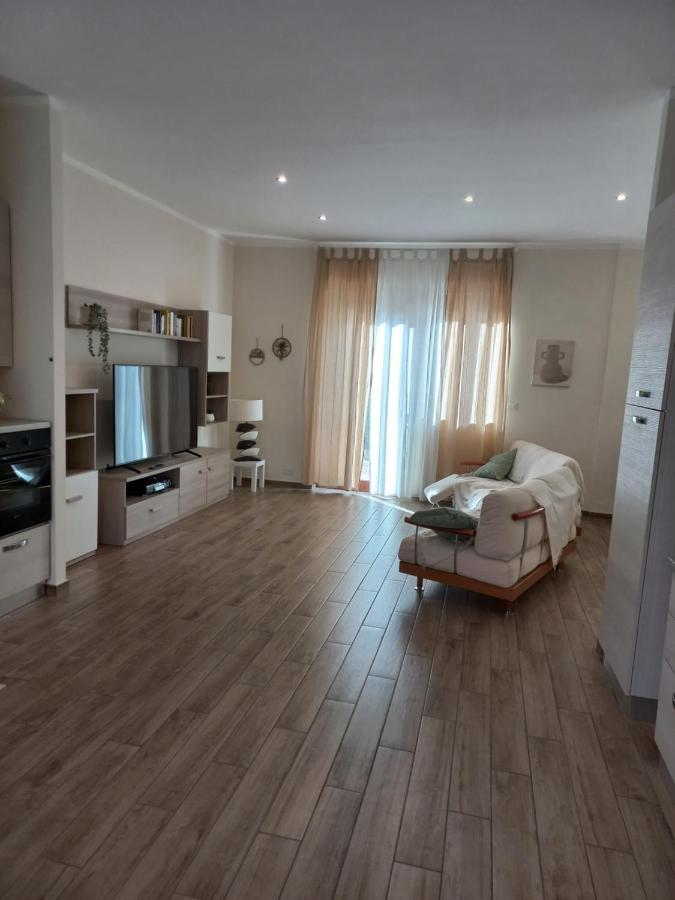 דירות פסקרה La Casa Di Carla מראה חיצוני תמונה