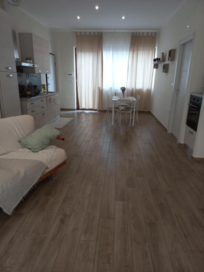 דירות פסקרה La Casa Di Carla מראה חיצוני תמונה